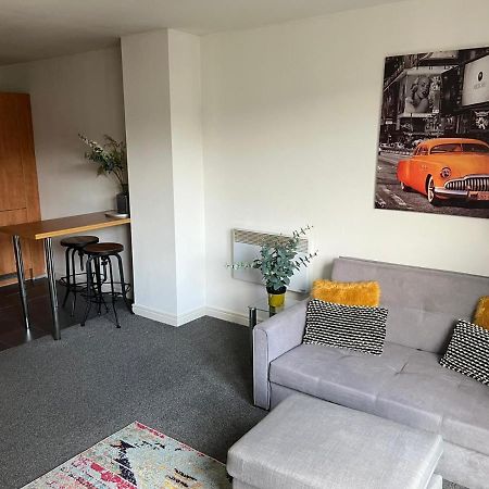 City Centre 1 Bed Apartment With Free On Site Parking With Cctv By Lets Relocations برمنغهام المظهر الخارجي الصورة