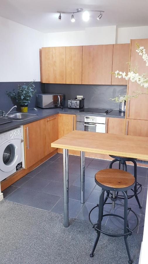 City Centre 1 Bed Apartment With Free On Site Parking With Cctv By Lets Relocations برمنغهام المظهر الخارجي الصورة