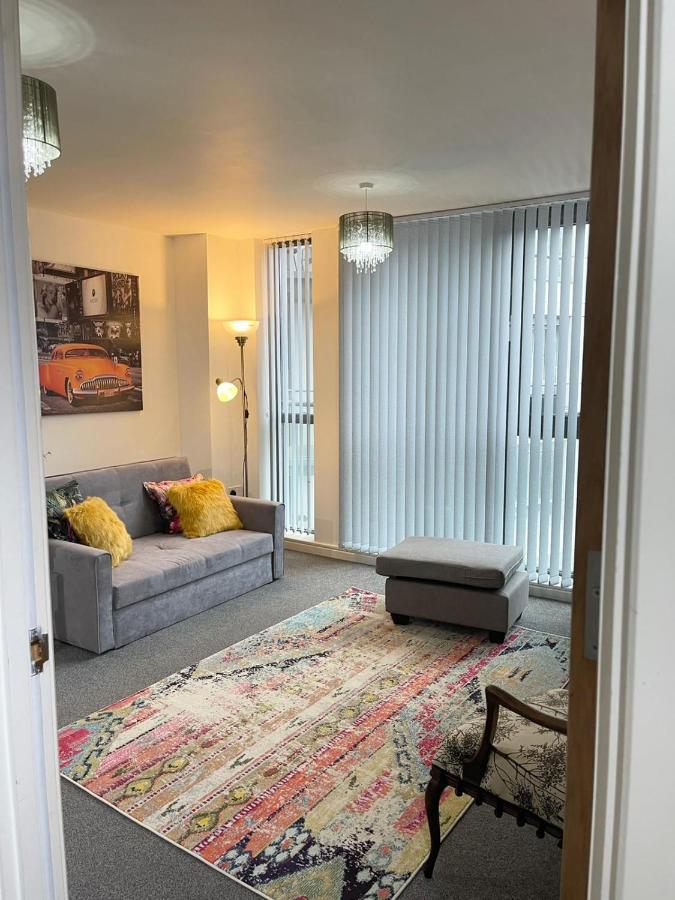 City Centre 1 Bed Apartment With Free On Site Parking With Cctv By Lets Relocations برمنغهام المظهر الخارجي الصورة